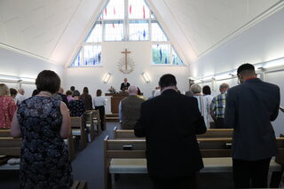 Gemeindegesang; Innenansicht der neuapostolischen Kirche in der Pfarrer-Keuter-Straße